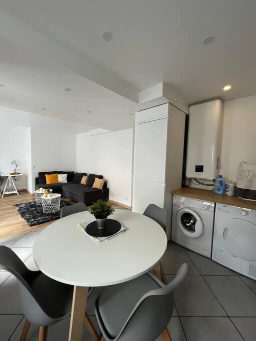 Ozoir-la-Ferrière Superbe Appartement Moderne En Rez-De-Chaussee מראה חיצוני תמונה